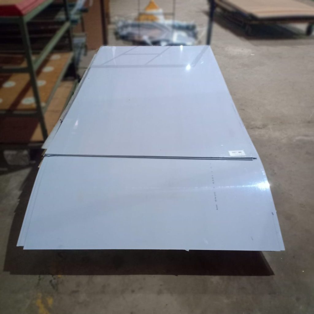 Cara Melubangi Plat Stainless dengan Mudah